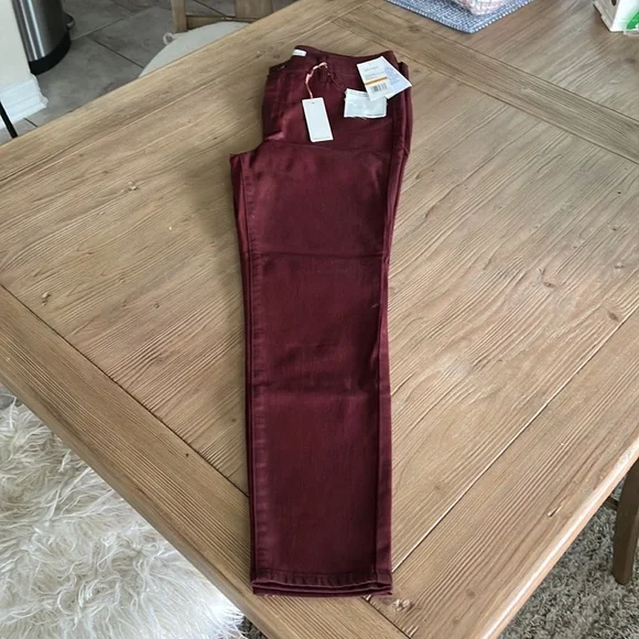 Oxblood skinny high rise ankle coated pants - Picture 6 of 8